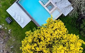 Mandarina Suites